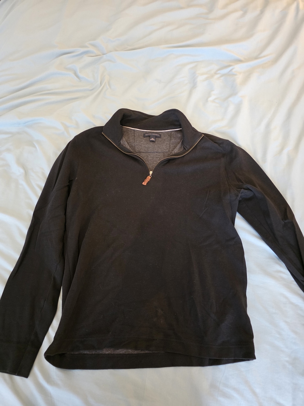 Banana Republic Black and Gray Pullover